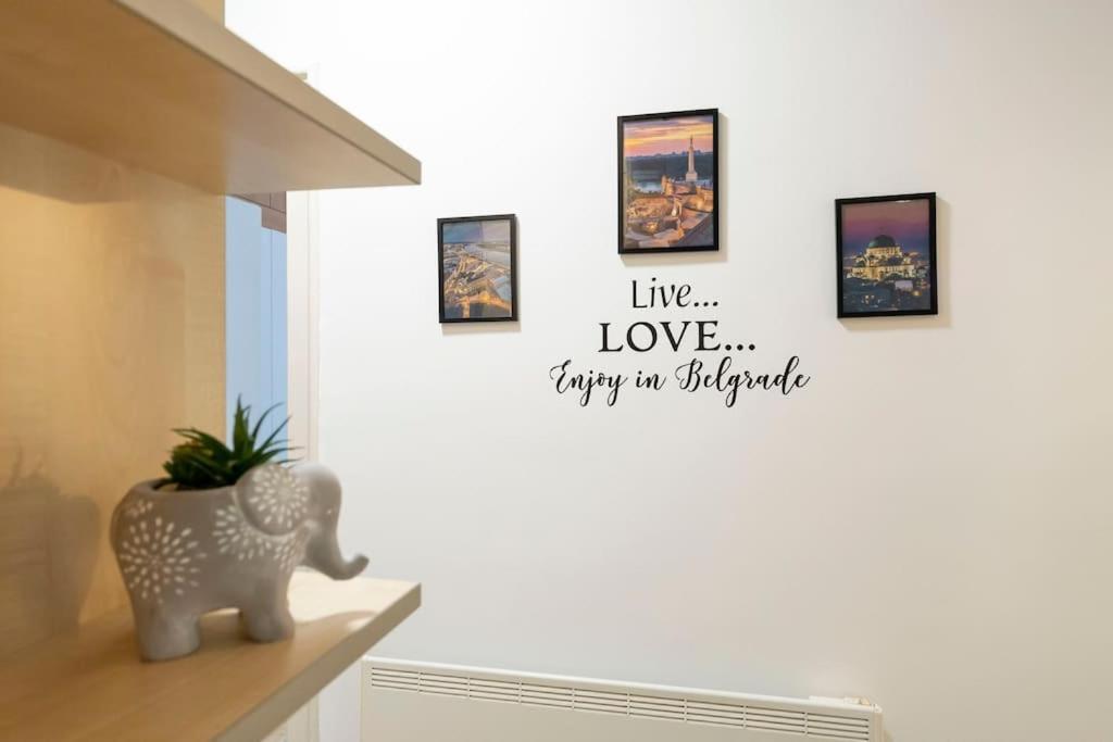 Apartamento Train 23 Belgrado Exterior foto